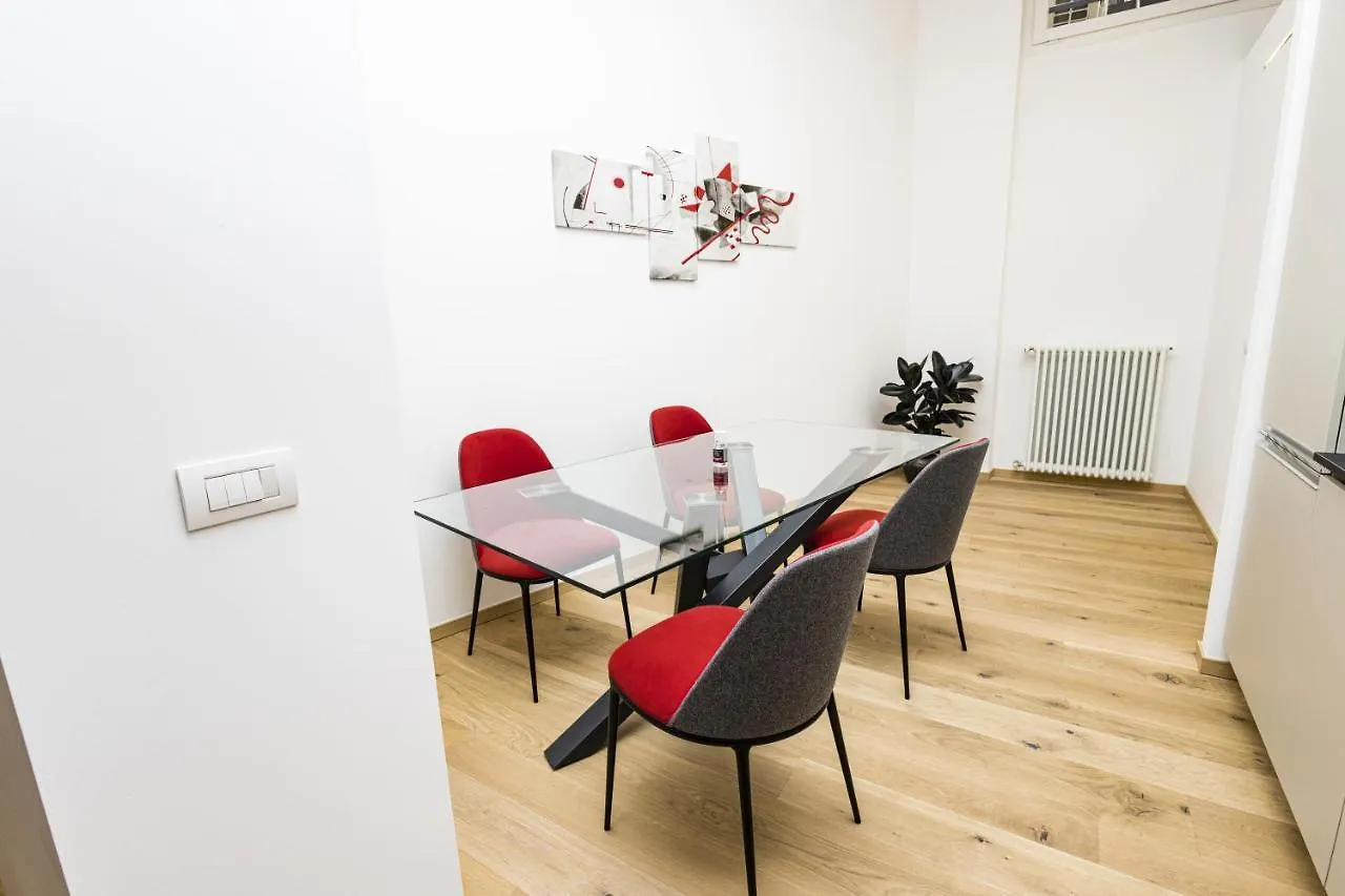 Apartamento Loft La Sedia Rossa - Centro Storico Milán Italia